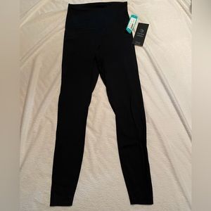 NWT XS MPG Black leggings